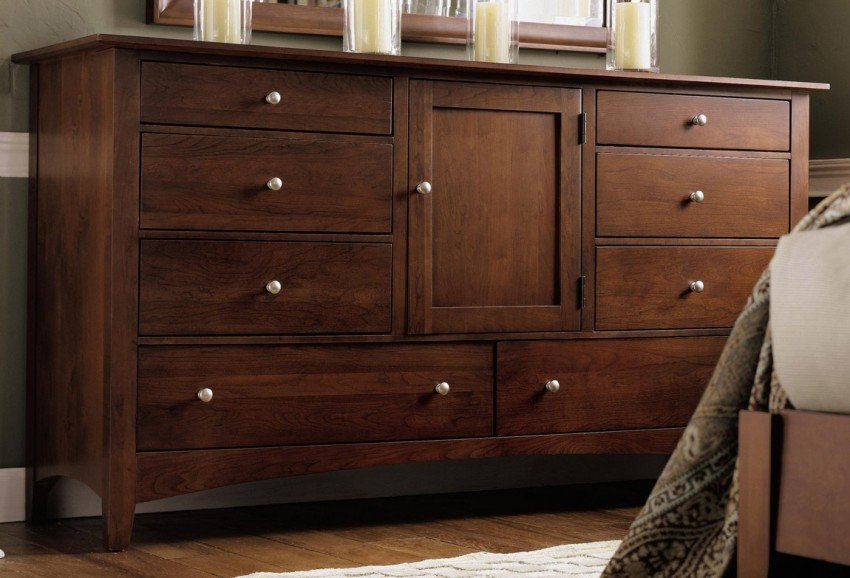 Bedroom Interior, Looking for Durable Dressers? Choose Solid Wood Dressers!: Beautiful Solid Wood Dressers