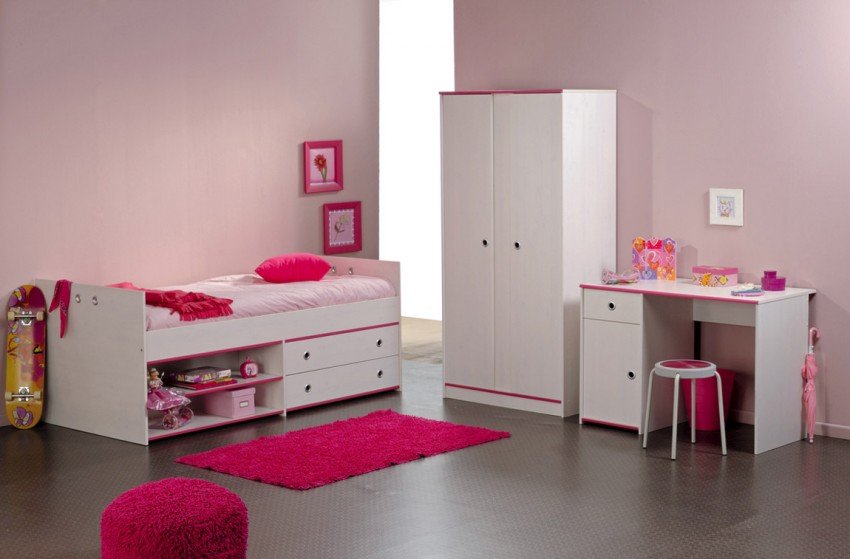 Bedroom Interior, Present the Best Girl Bedroom Set for Your Lovely Girl : Cheerful Girl Bedroom Set