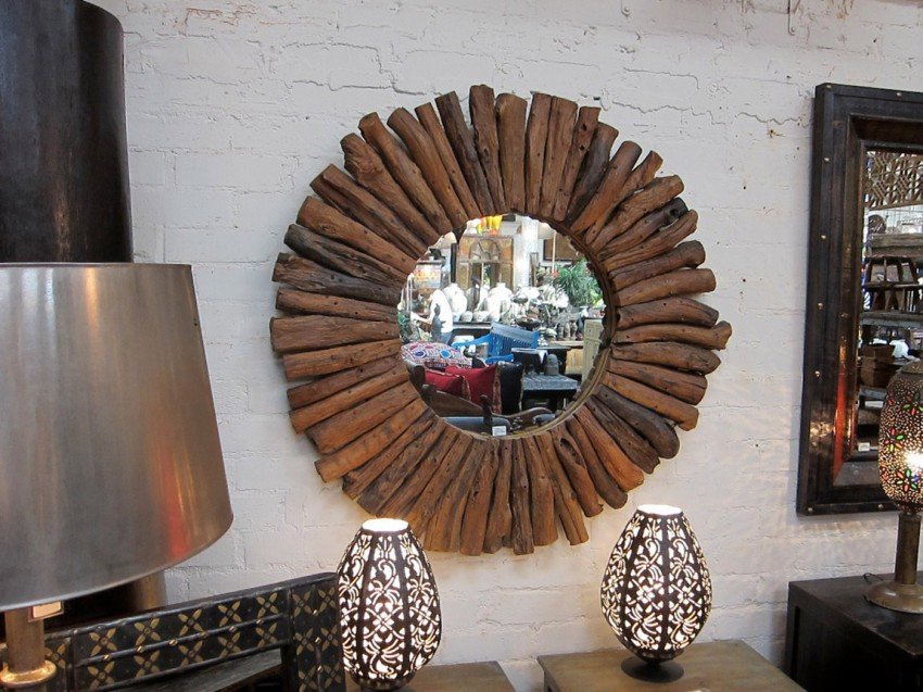 Home Interior, Round Wooden Mirror: Beautifying your Plain Wall : Rustic Round Wooden Mirror