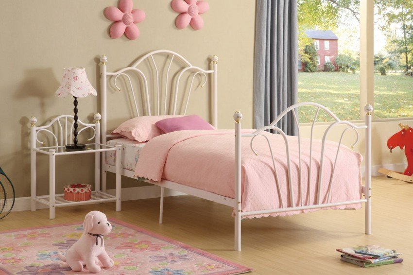 Bedroom Interior, Custom Bed Frames – Choose The Right Bed Frames: Unique Custom Bed Frames For Girls